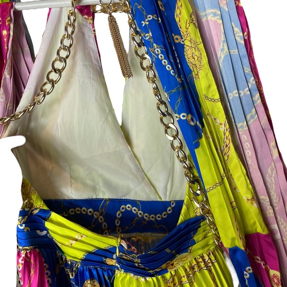 L’Atiste Gold Chain Colorful Pleated Maxi Dress - Picture 6 of 11